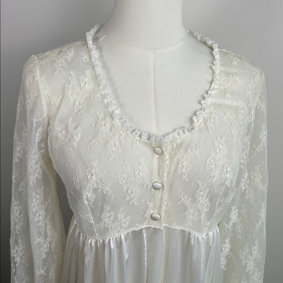 1960s Vtg Van Raalte Lace Coquette Romantic Long Sleeve Ivory Nightgown 34 Bride - Picture 2 of 12